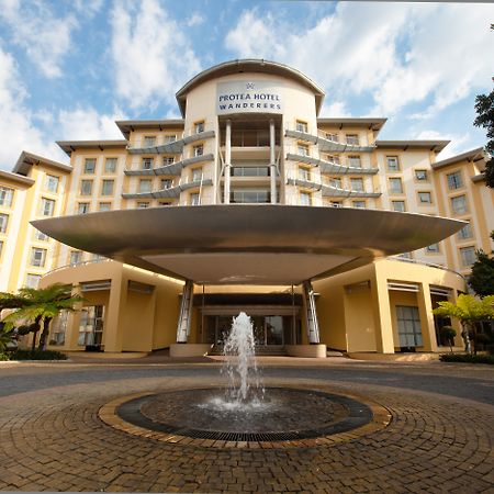 Protea Hotel By Marriott Johannesburg Wanderers Exteriér fotografie