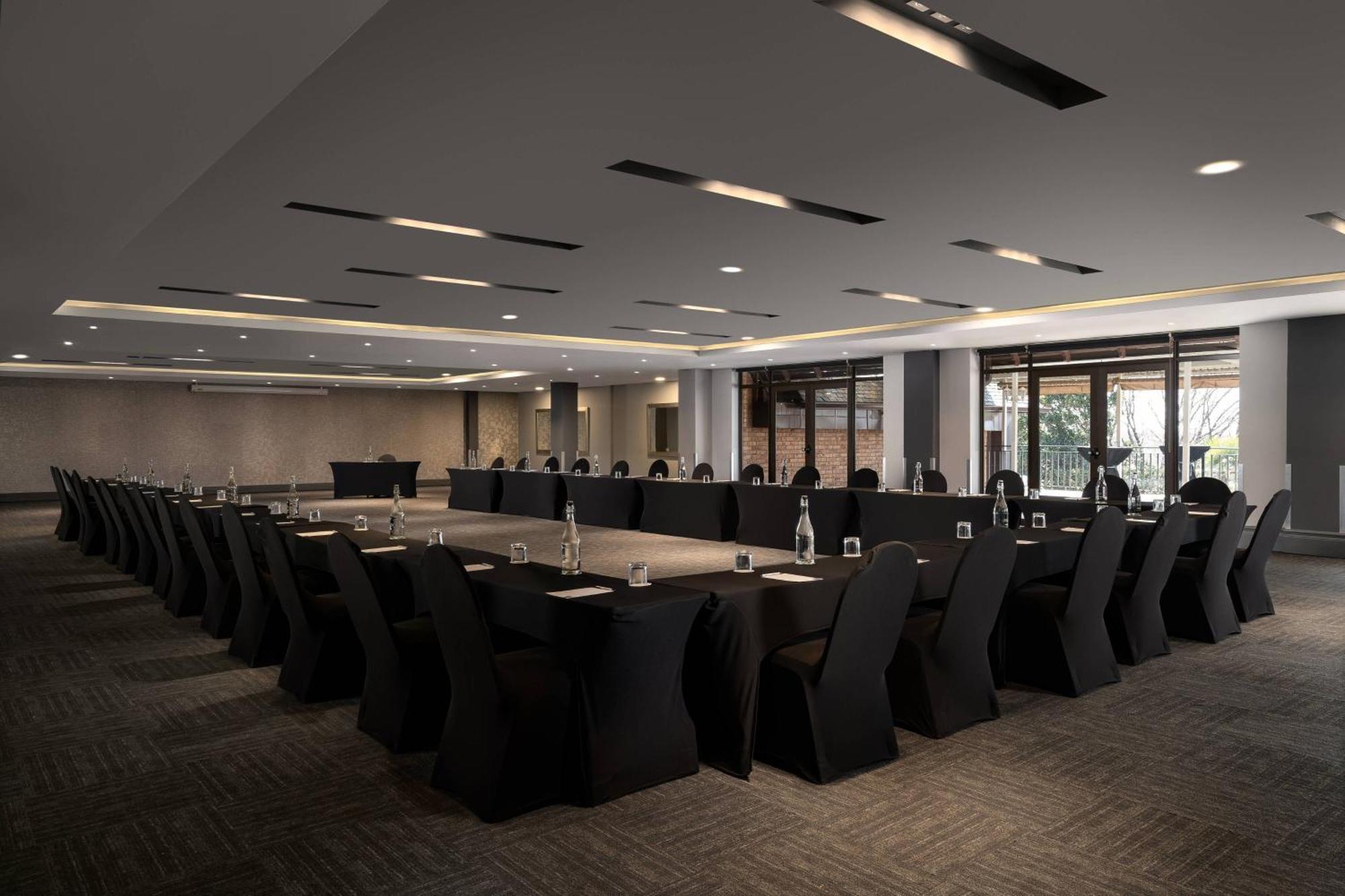 Protea Hotel By Marriott Johannesburg Wanderers Exteriér fotografie