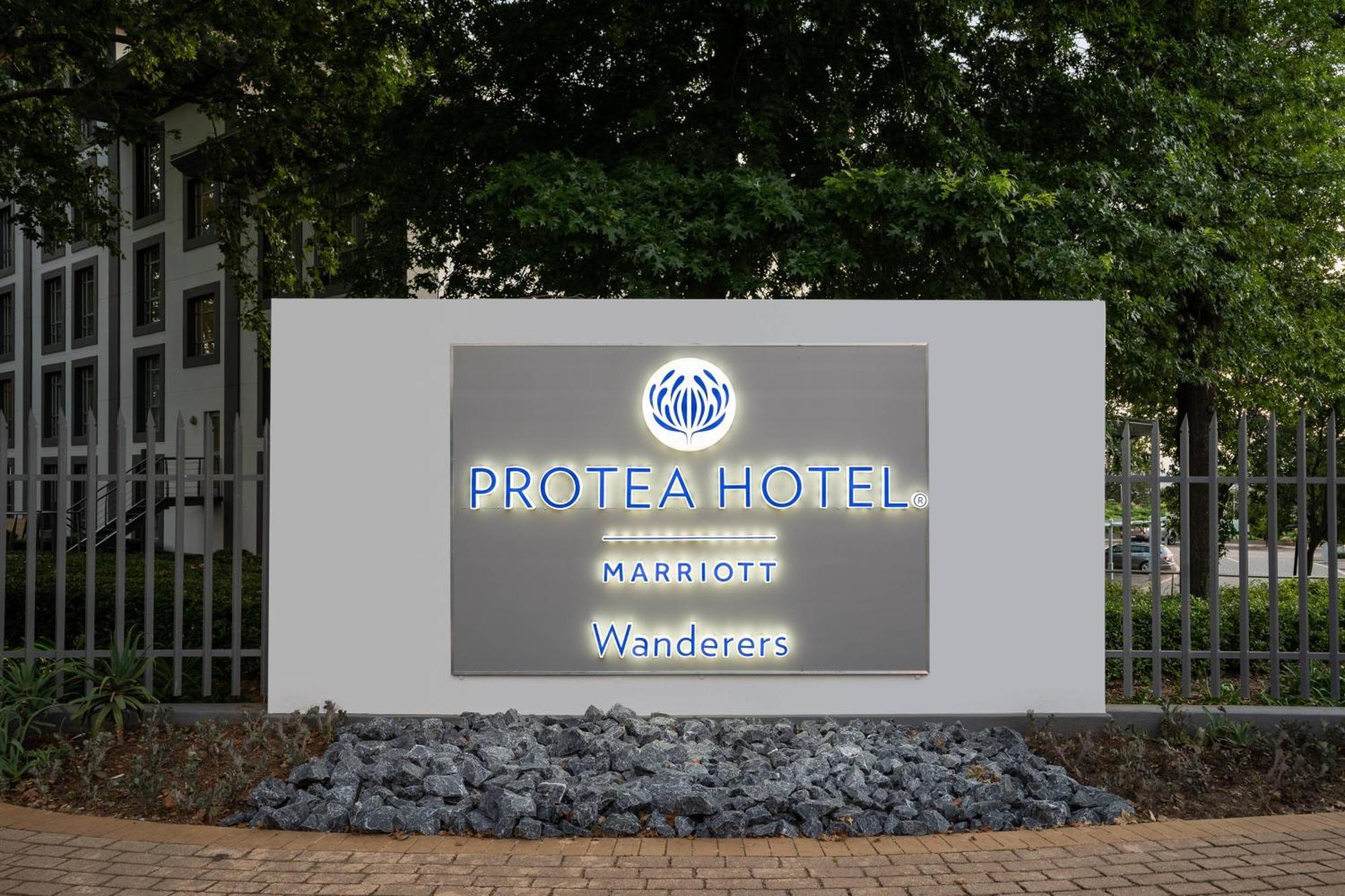 Protea Hotel By Marriott Johannesburg Wanderers Exteriér fotografie