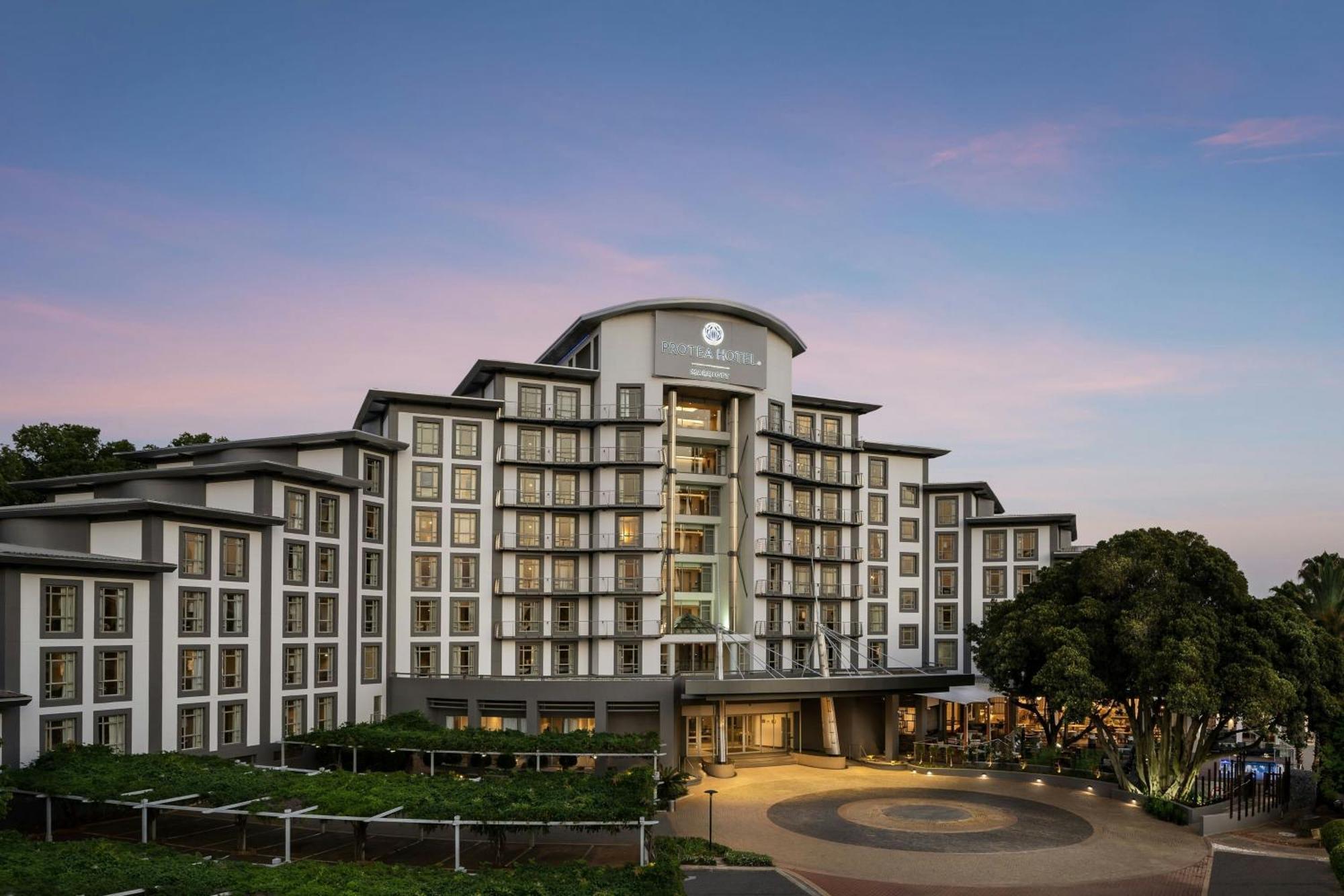 Protea Hotel By Marriott Johannesburg Wanderers Exteriér fotografie